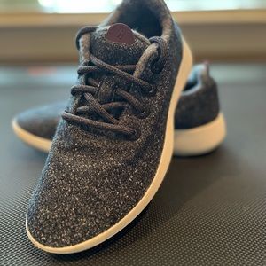 EUC Allbirds Mizzle W8